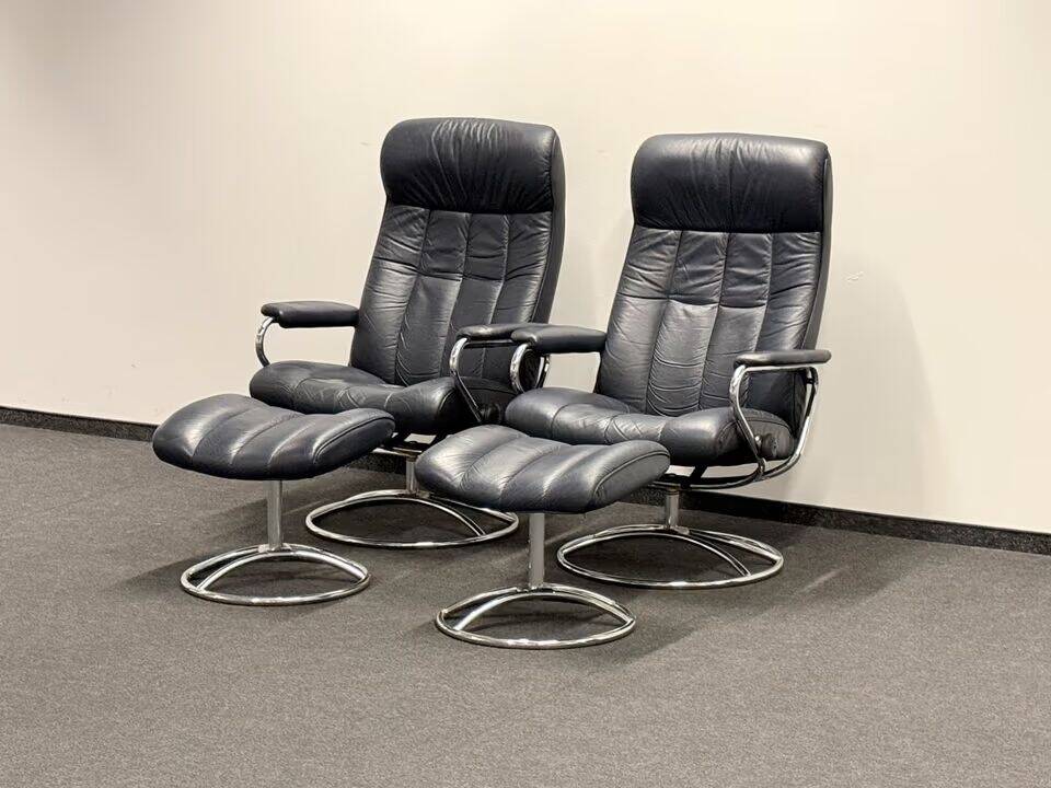 Chaise Stressless Ekornes avec pouf - Cadre chromé (années 1970) (prix pour une)