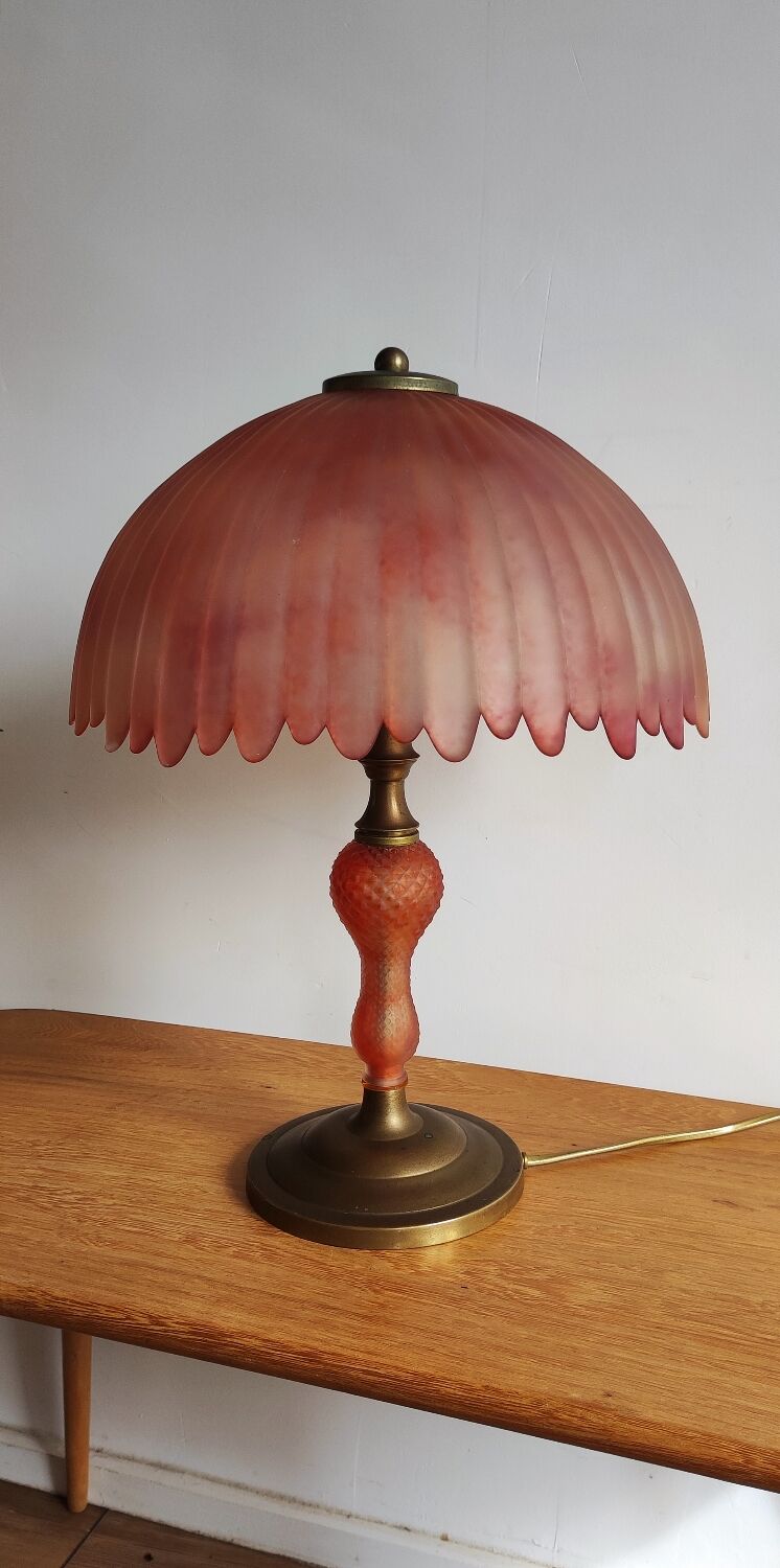 Kaelle lamp in glass paste and brass.