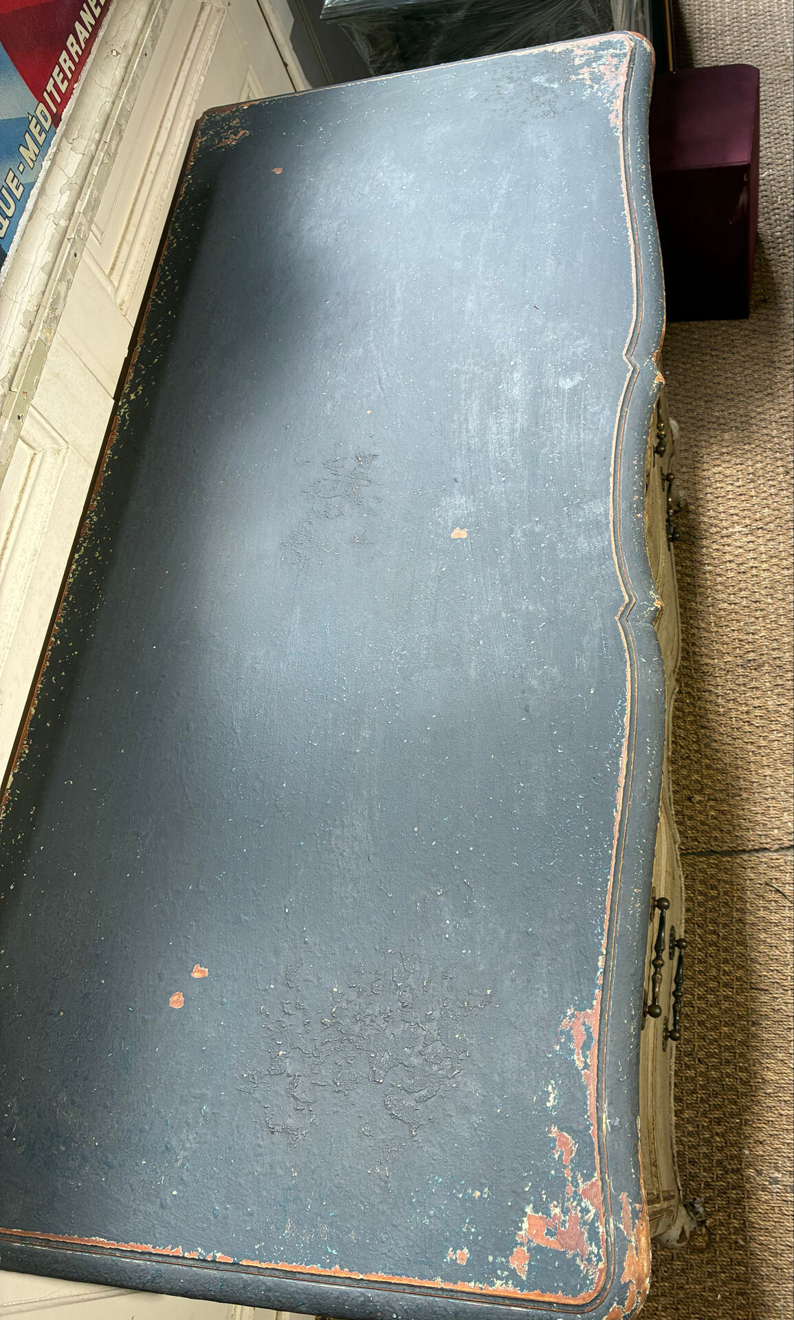 Ancienne Commode arbalète