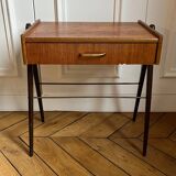Chevet ou table d'appoint en bois style danois vintage