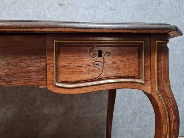 Bureau double face style Louis XV en palissandre vers 1850