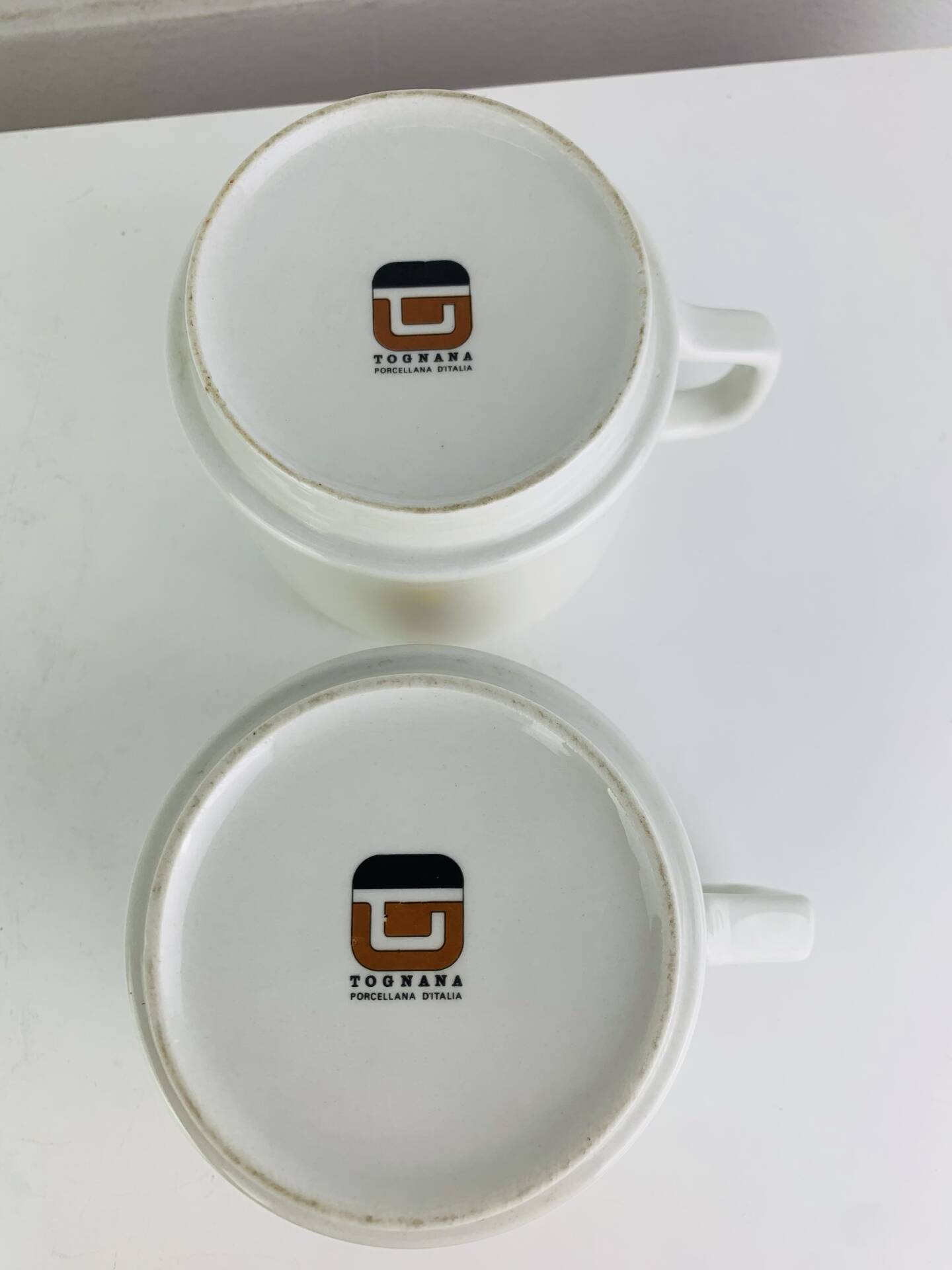 2 porcelain cups Tognana Italy seventies, flowers