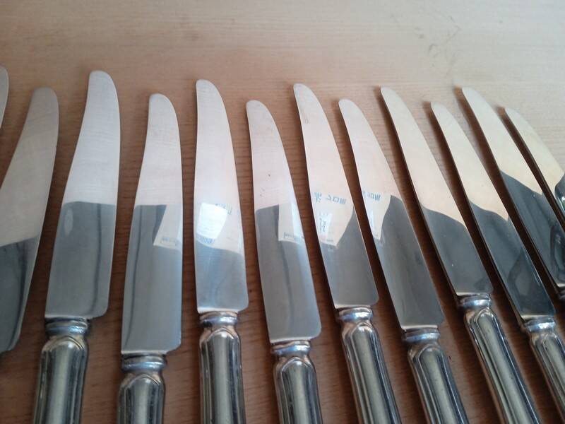 12 silver metal knives, filet model
