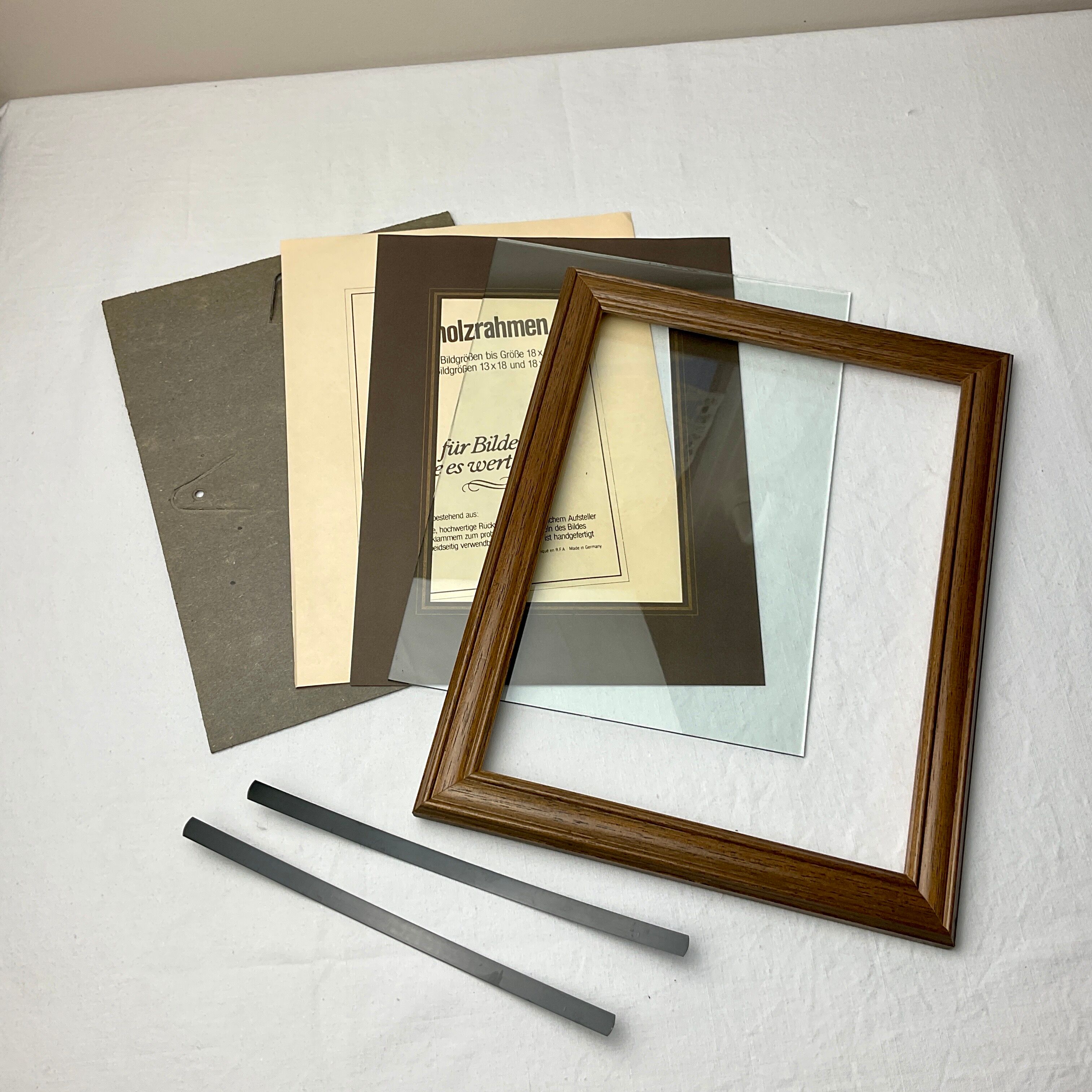 Retro frame in medium oak wood