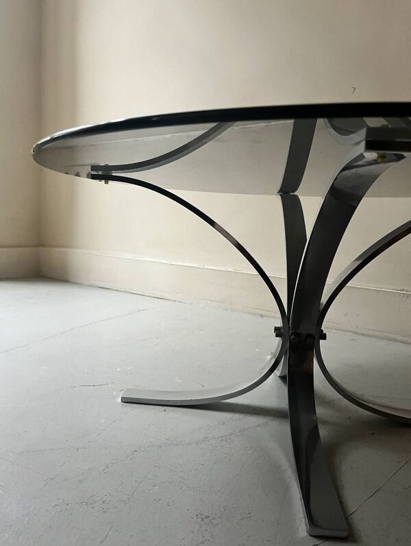 table basse tulipe en métal chromé et verre fumé, design 1970