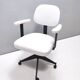 Chaise de bureau vintage en tissu blanc avec cadre en métal noir imputable à velca
