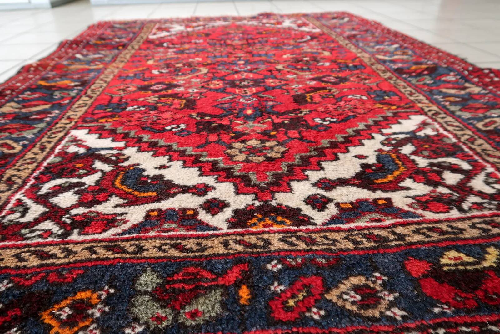 Handmade vintage Persian Hamadan rug 103cm x 142cm 1970s - 1C1170