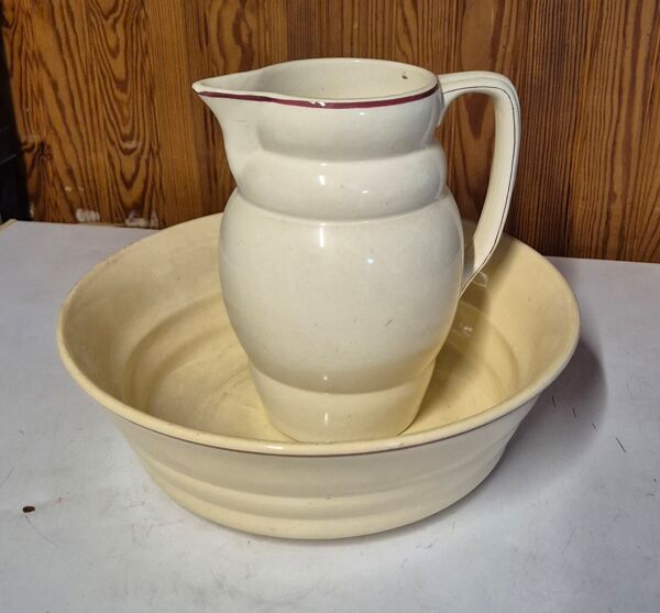 Longchamp france broc et cuvette faïence ancienne