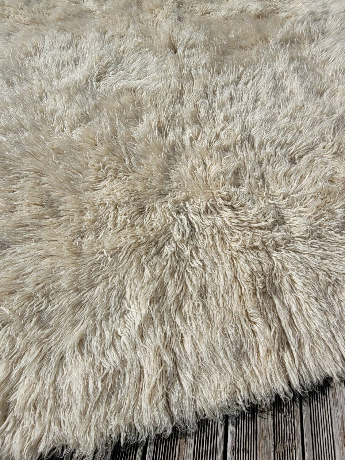 Vintage wool shaggy rug 230x180cm