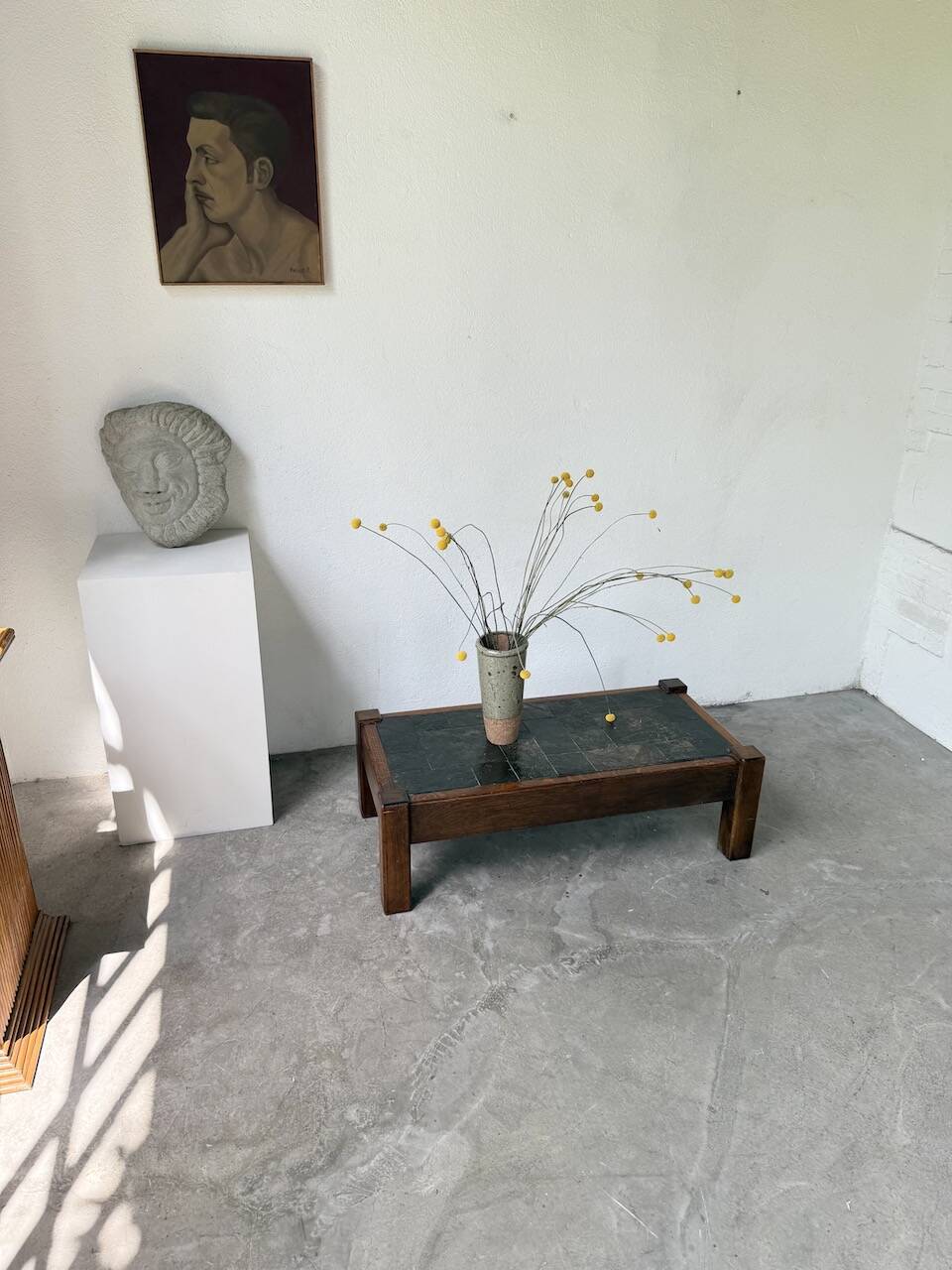 Table basse en chêne et ardoise 1950