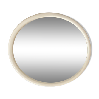Oval mirror in white melaminate wood