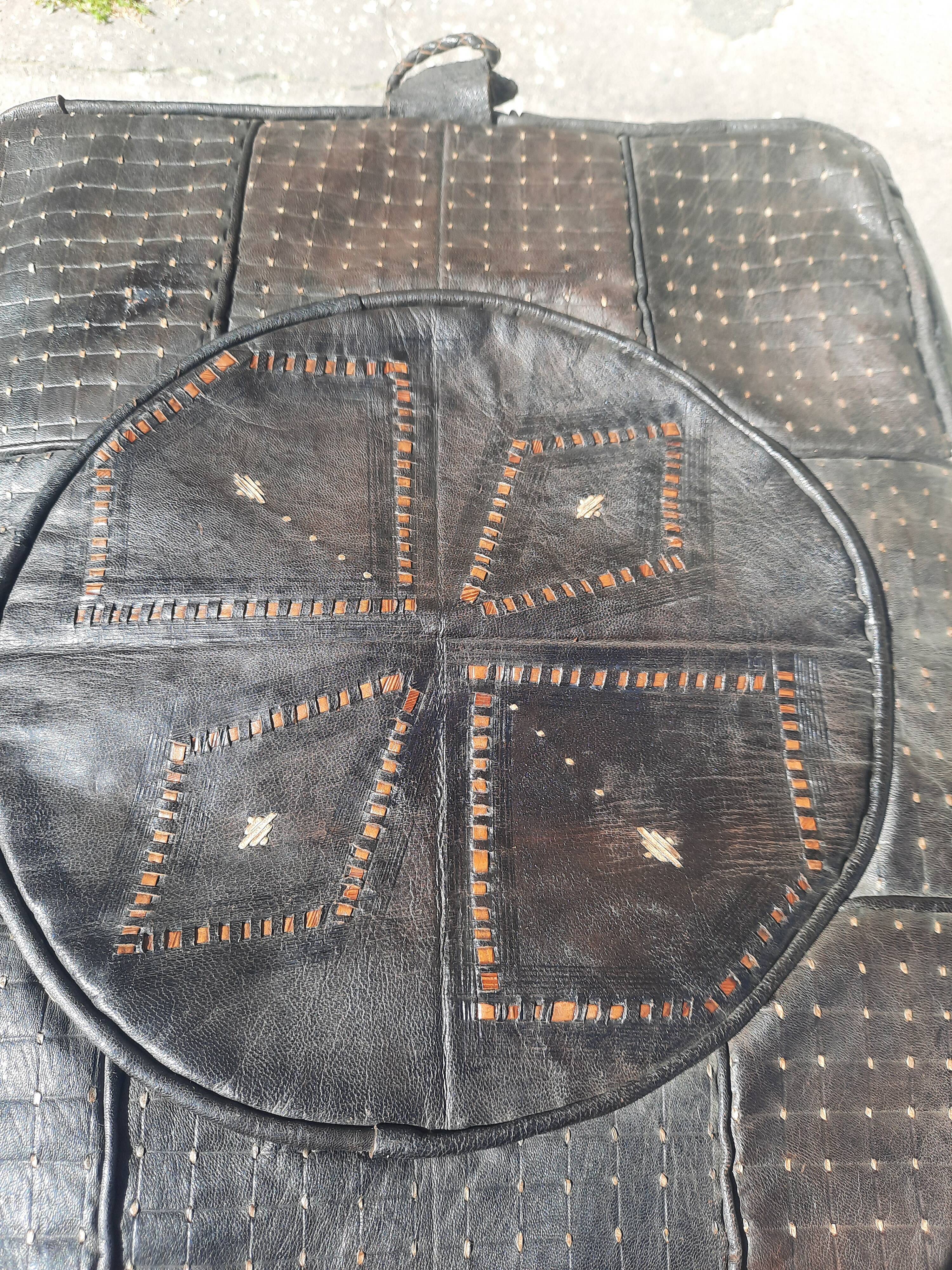 Vintage leather pouf