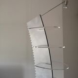 Shelf on foot with spot