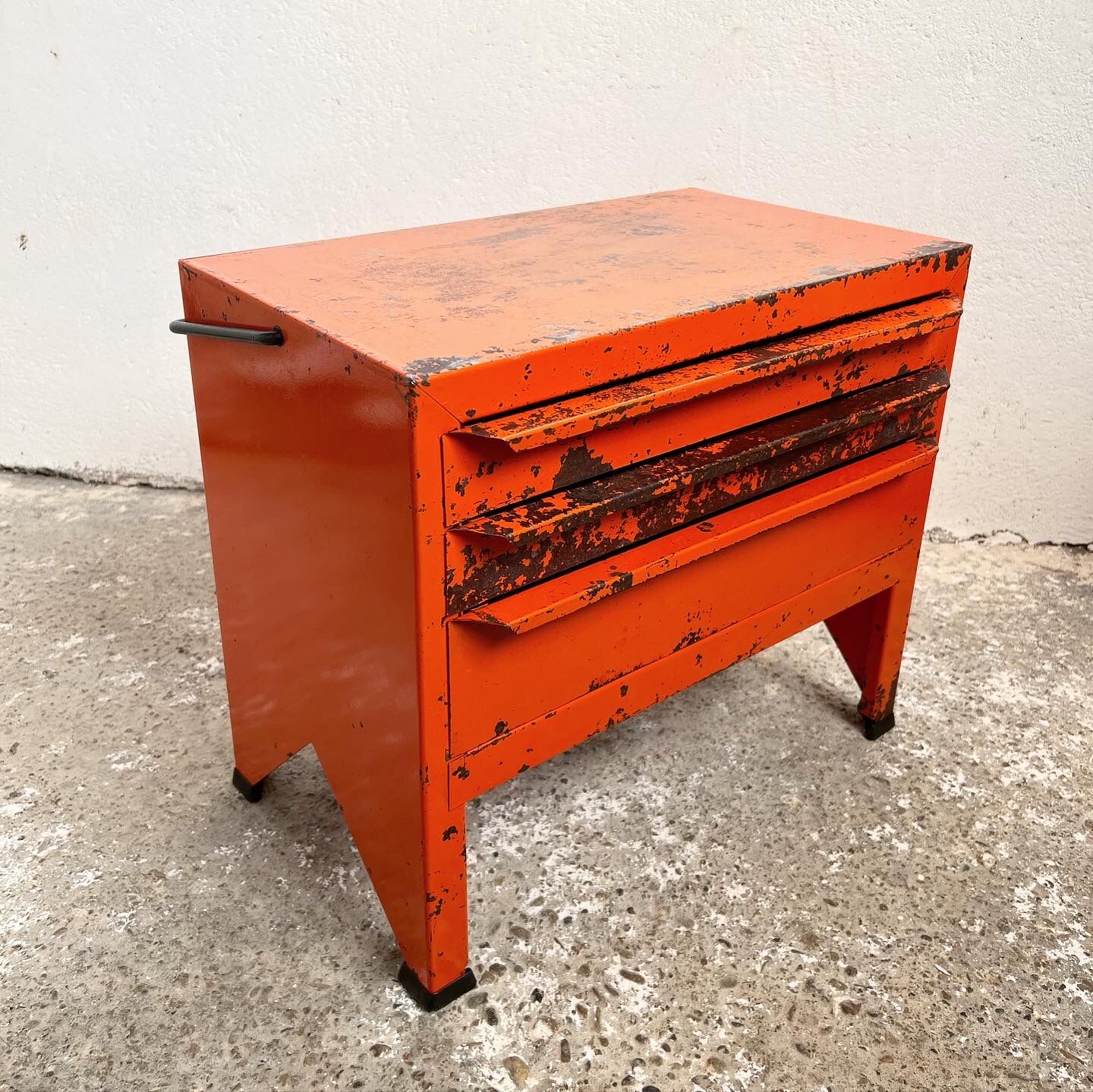 Tool box - workshop maid - vintage orange
