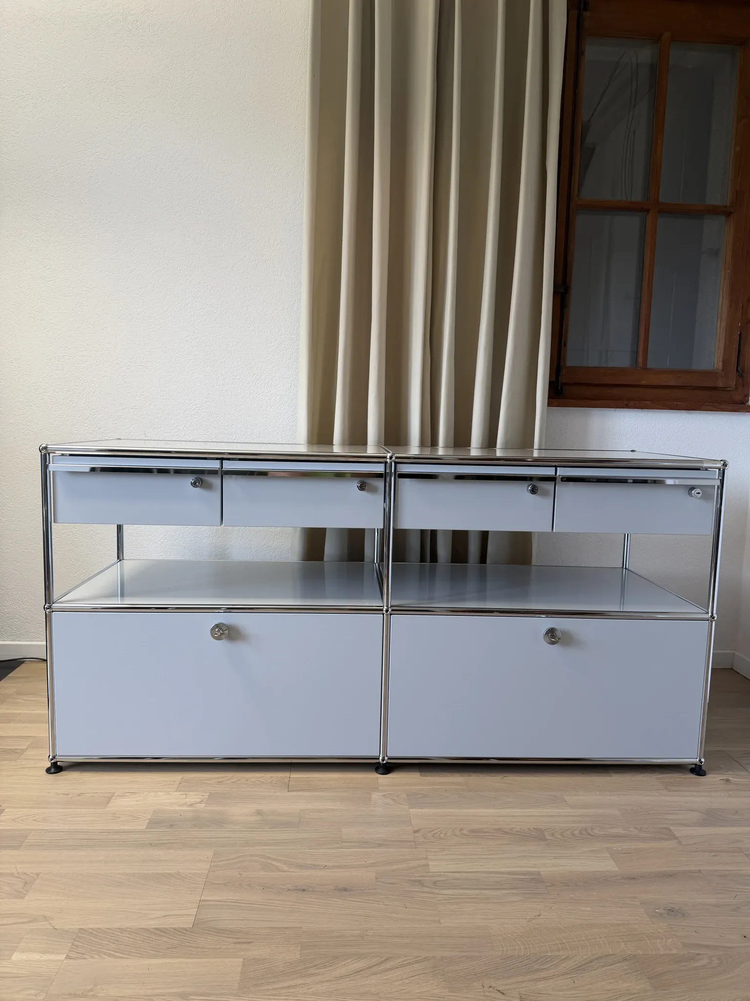 USM Haller Commode in Light Grey