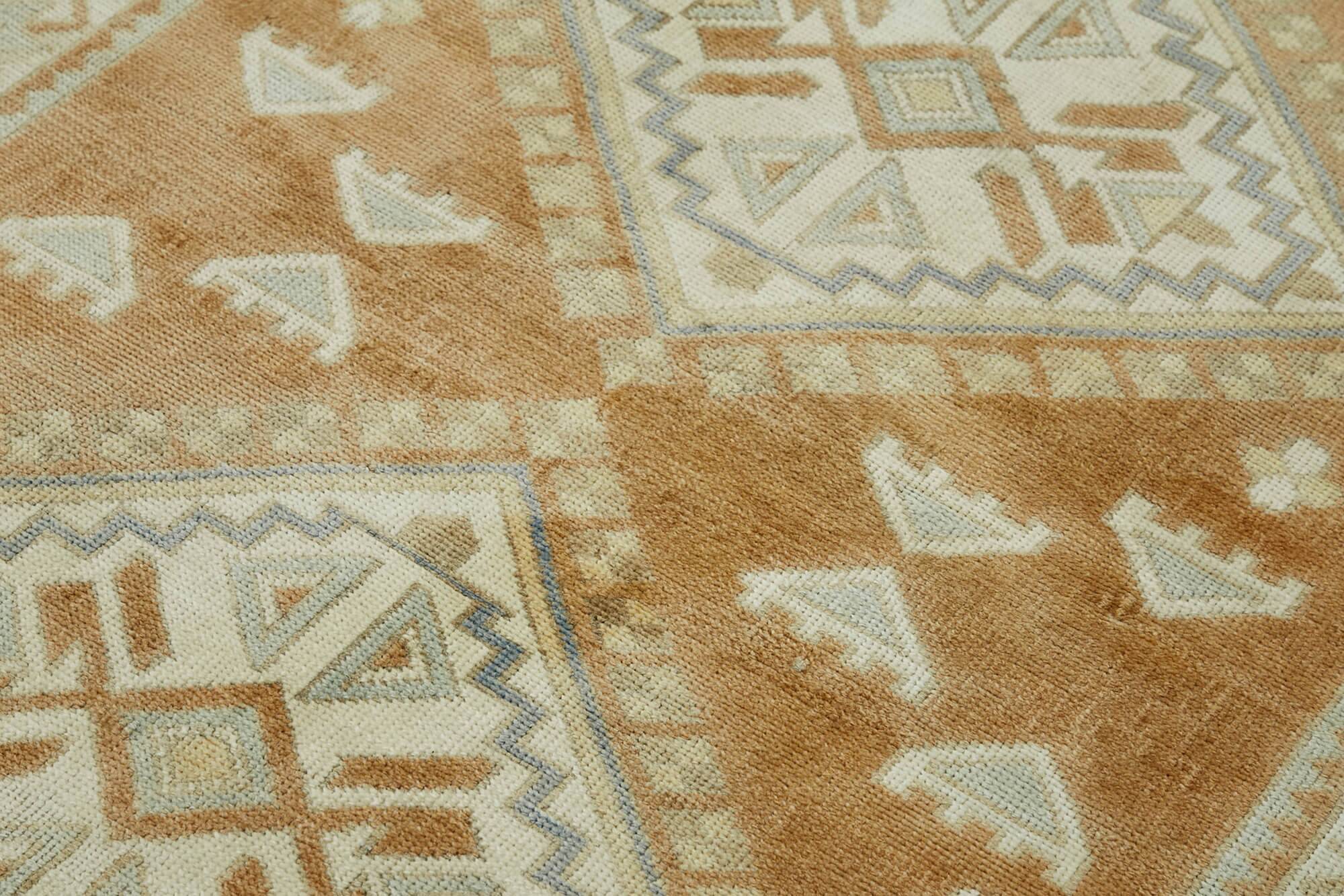 Turkish Vintage Anatolian Rug 128 cm x 172 cm