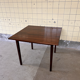 Table à manger en palissandre compacte