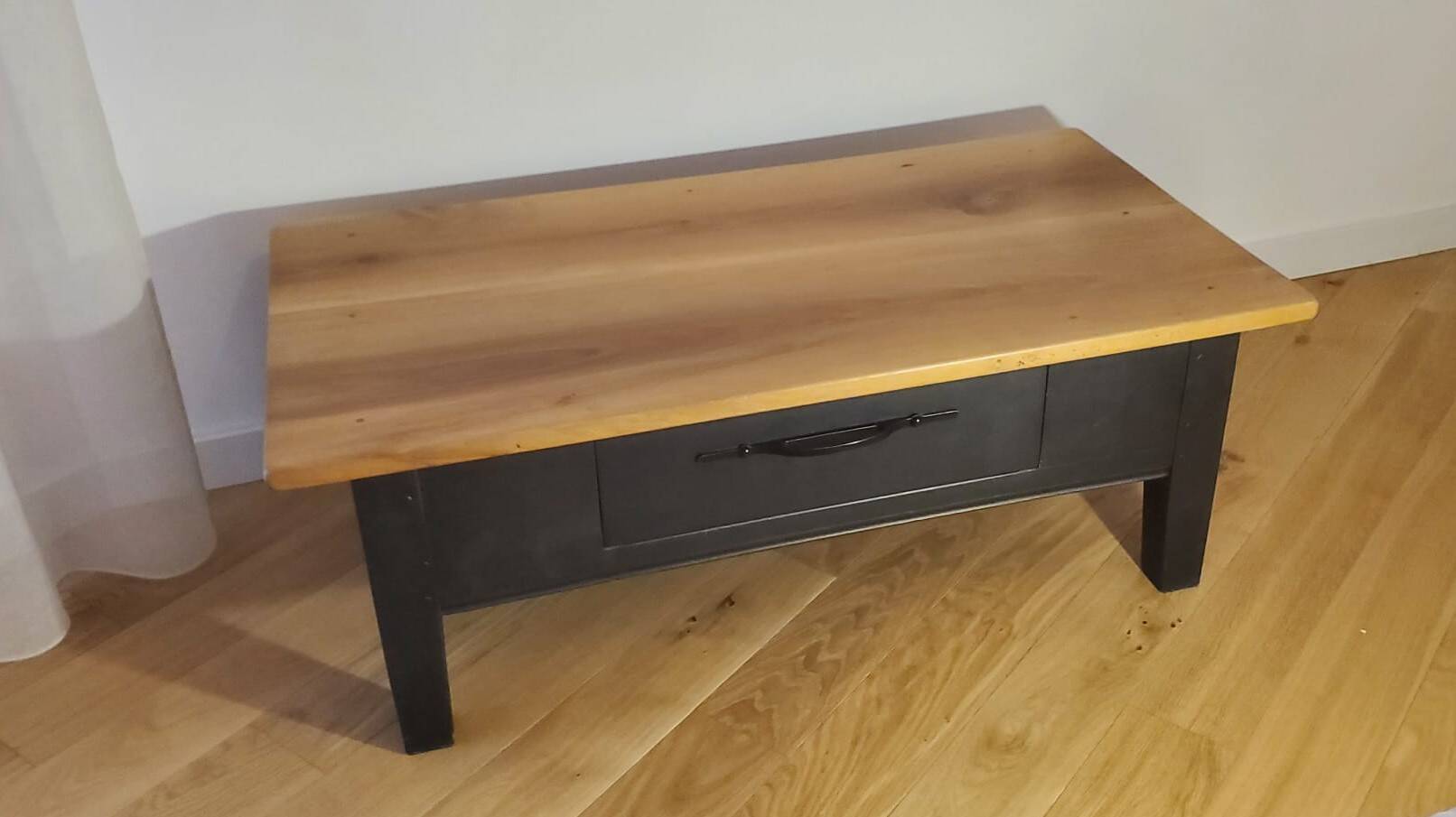 Coffee table living room solid fruit wood black antique legs
