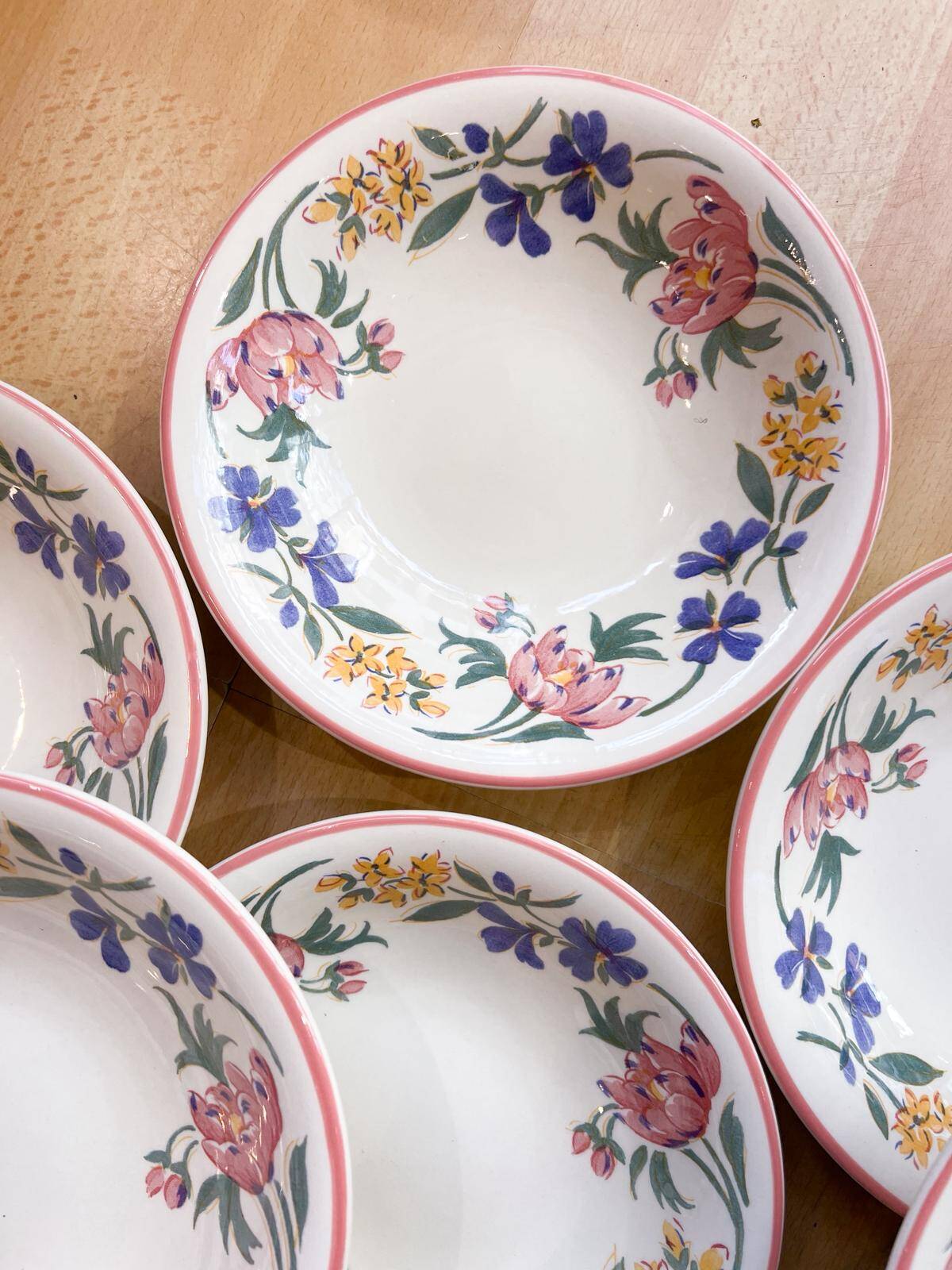 10 deep plates Staffordshire - England