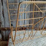 Vintage vinyl magazine rack