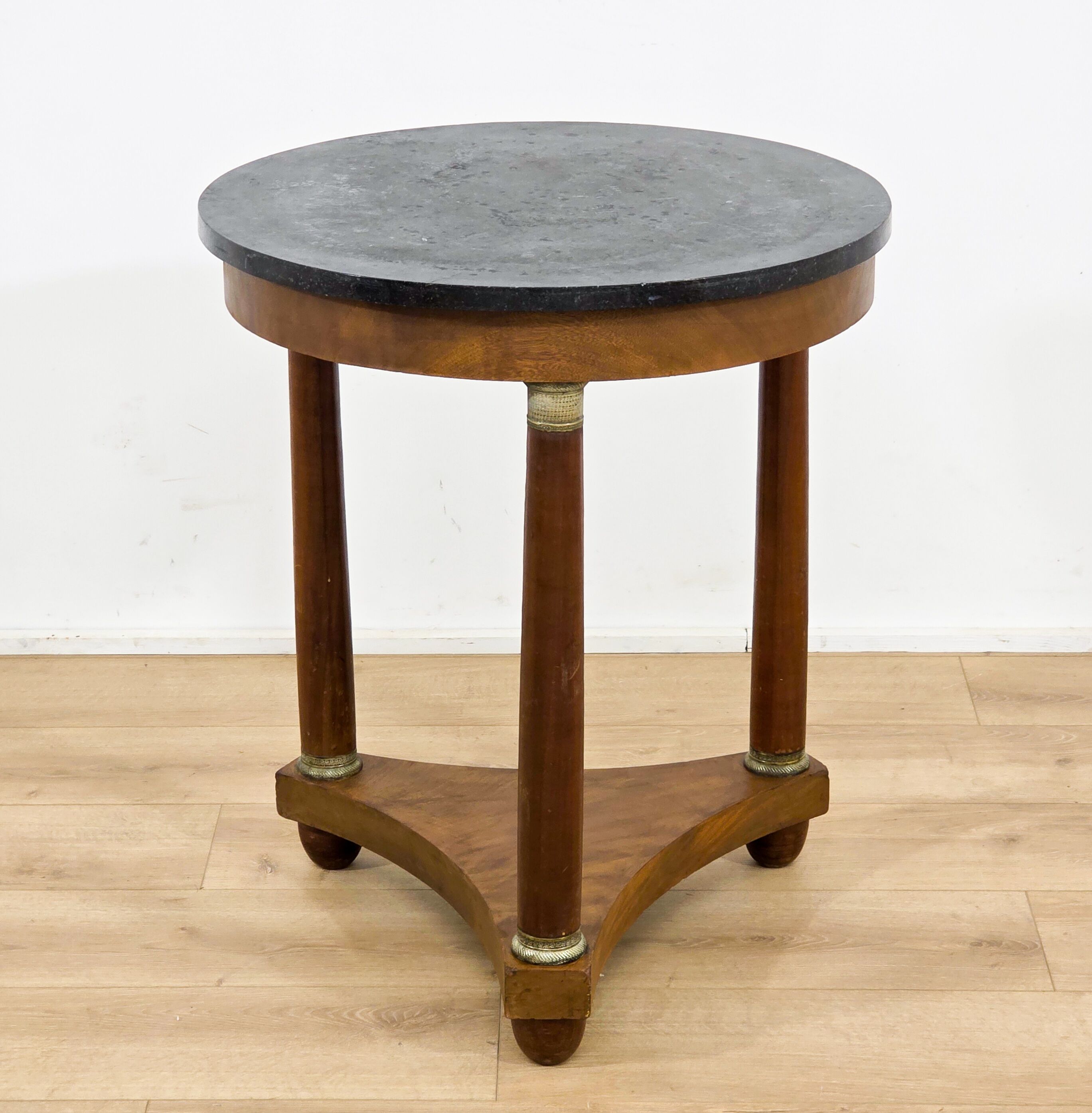 Empire side table in mahogany and marble – Late 19th century