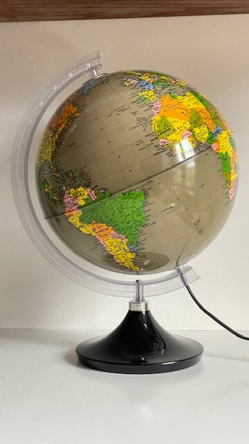 Illuminated terrestrial globe made in italy