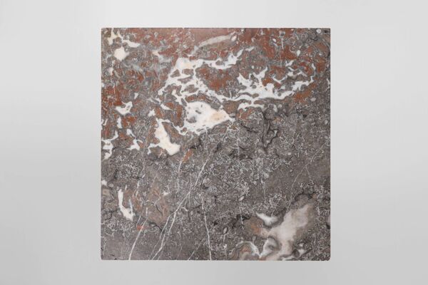 Table de chevet Art Déco en chêne avec plateau en marbre rose, France vers 1930