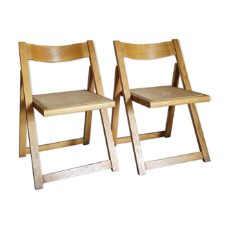 Canney folding chairs