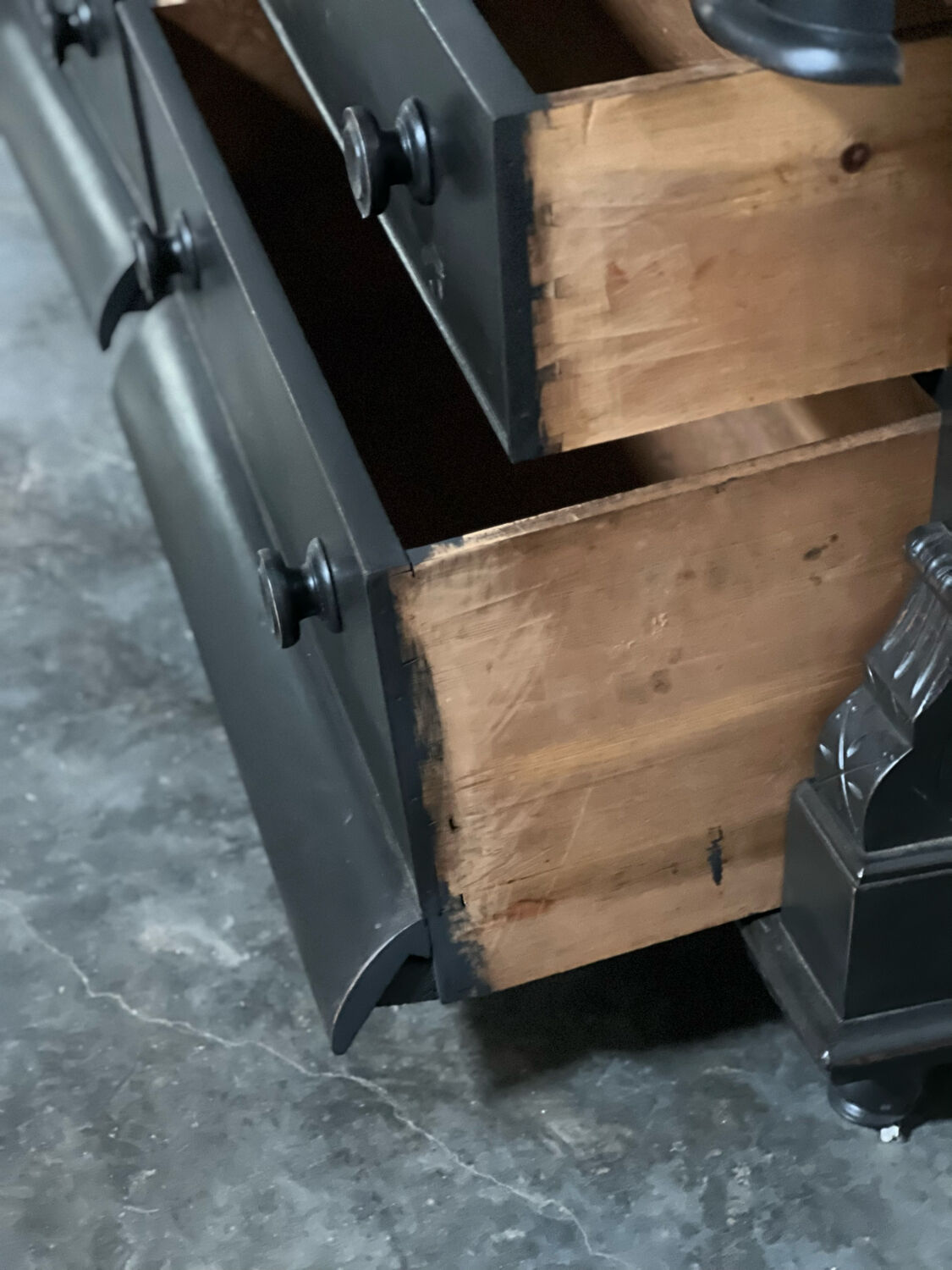 Old chest of drawers