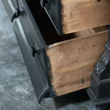 Old chest of drawers