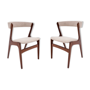 Deux chaises, modèle