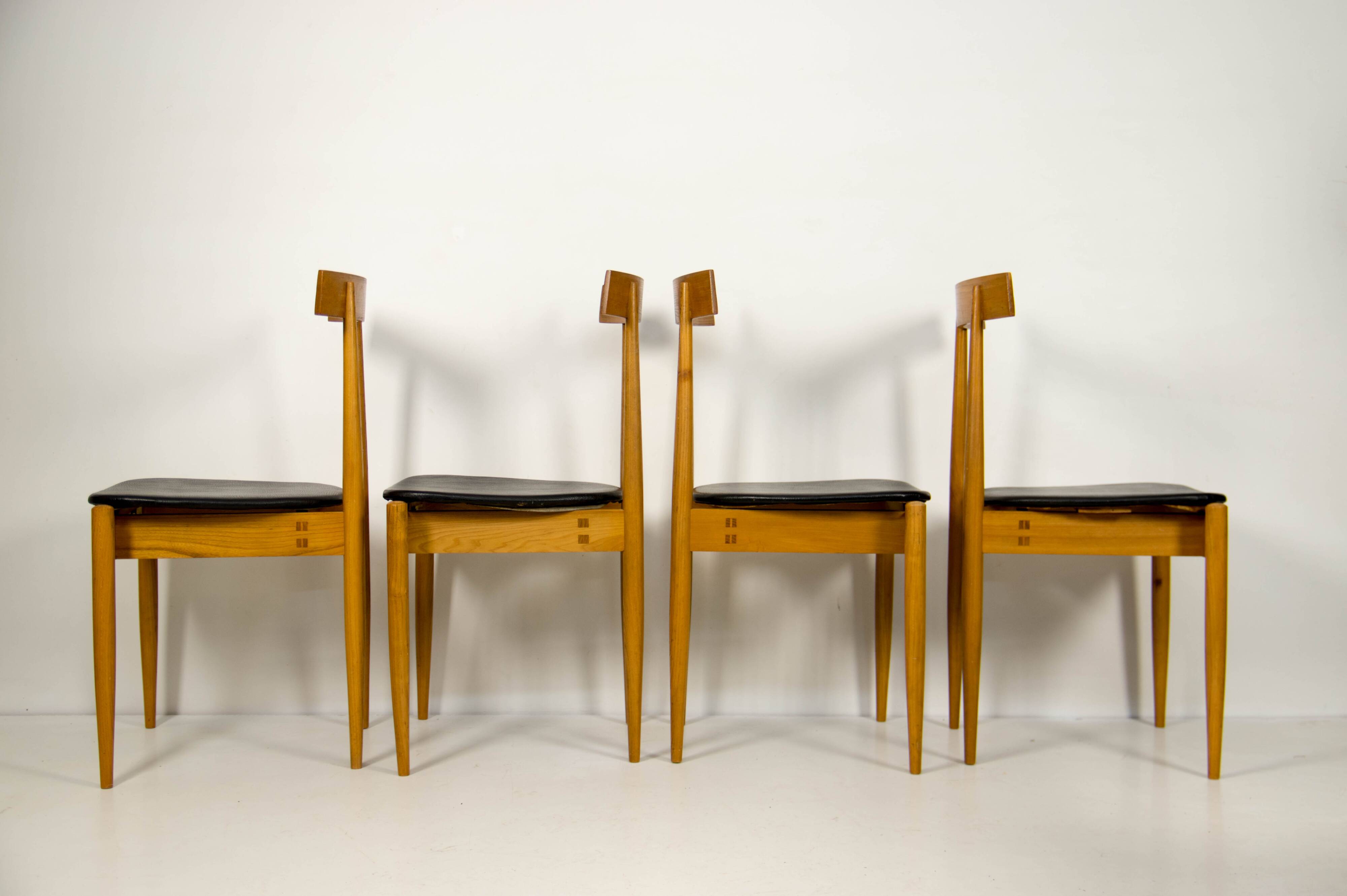 Set of Four Mid-Century Chairs by Alan Fuchs for ULUV, Krásná Jizba, 1965