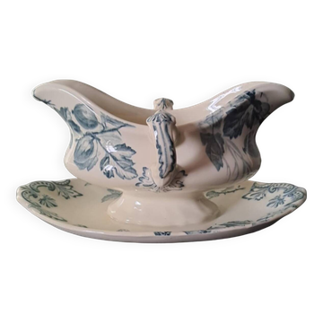 Creil Montereau iron clay sauce boat