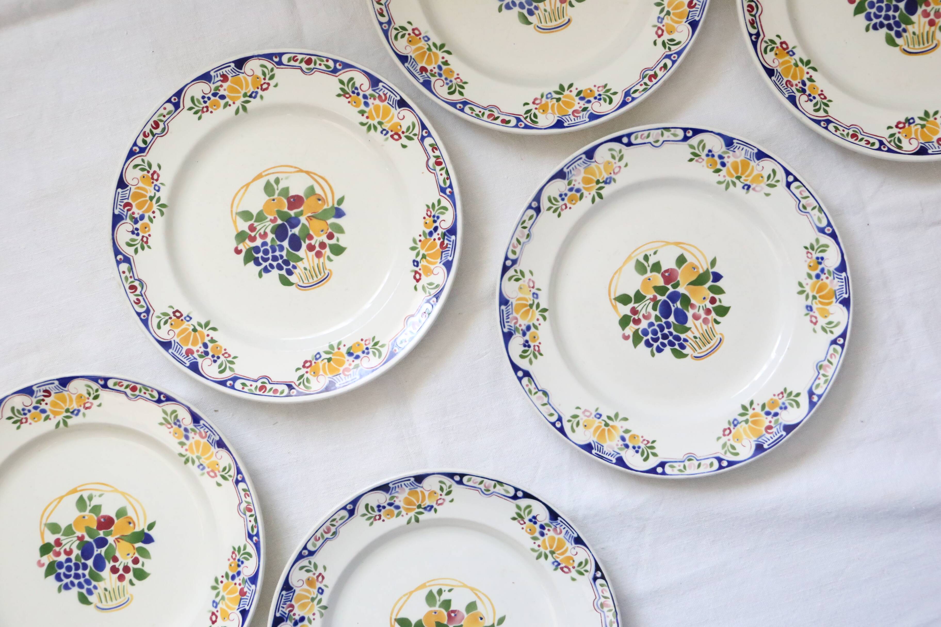 Set of 6 Boch dinner plates, Fructidor service, vintage