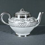 Limoges Porcelain Tea Set, “Saint Graal” Model – Early 20th Century