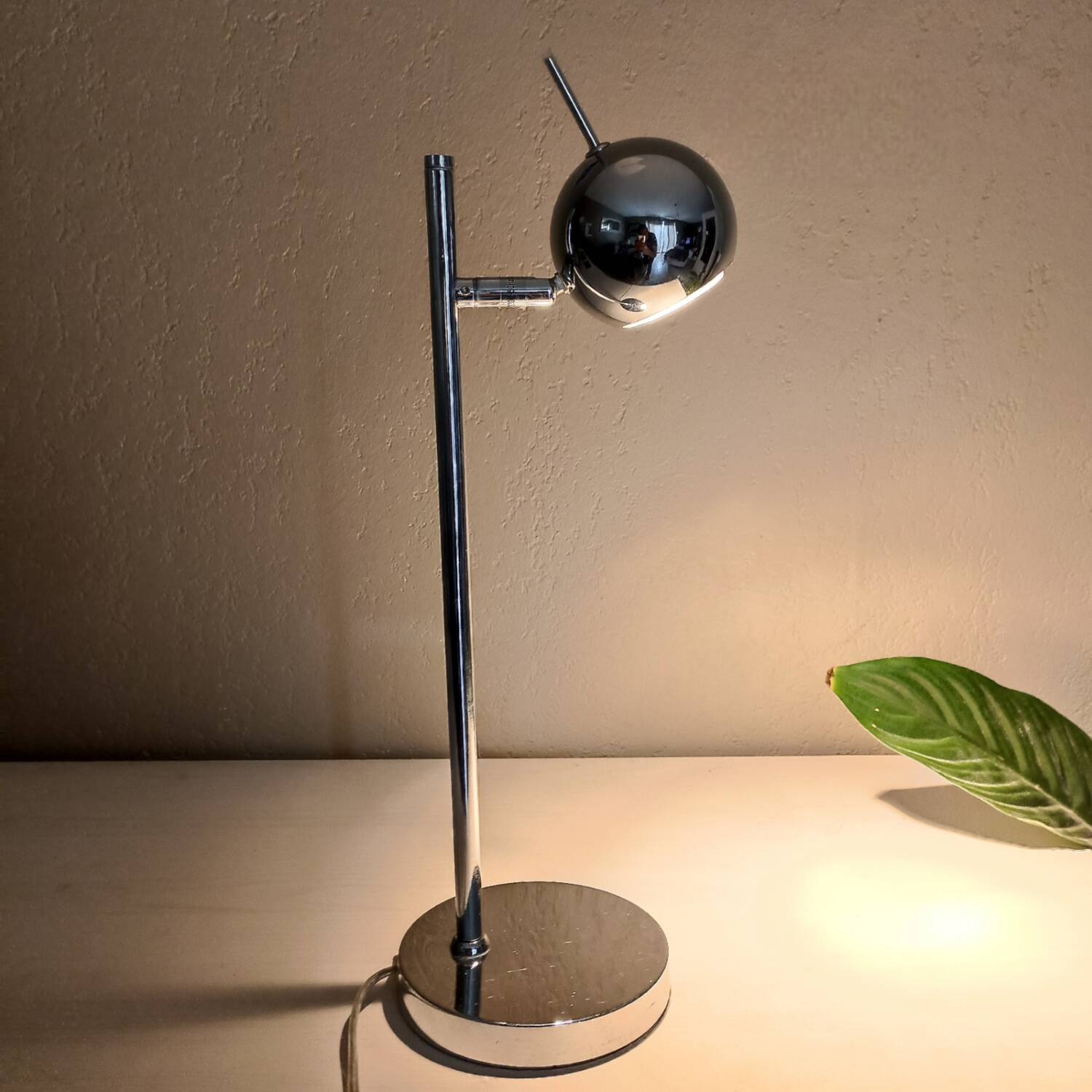 Lampe vintage Eyeball - chrome -Agemob