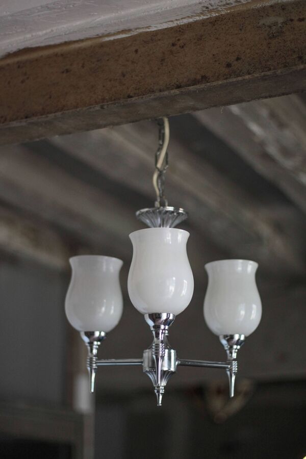 Suspension opaline vintage, lustre 3 feux globe opaline blanc