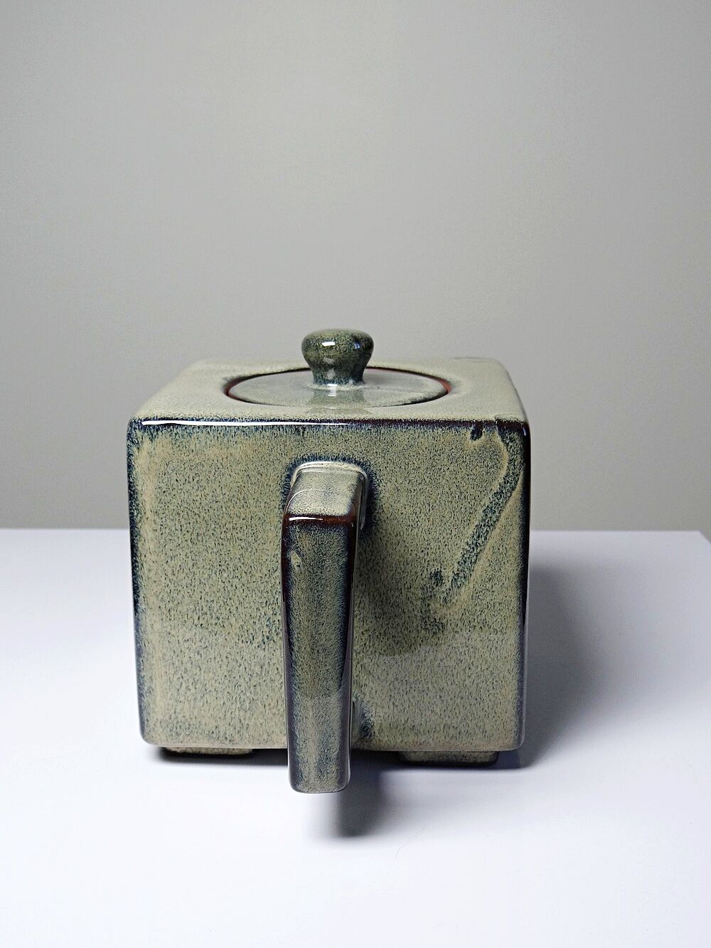 Chinese tea set in glazed terracotta, teapot and 4 cups, 1980s.