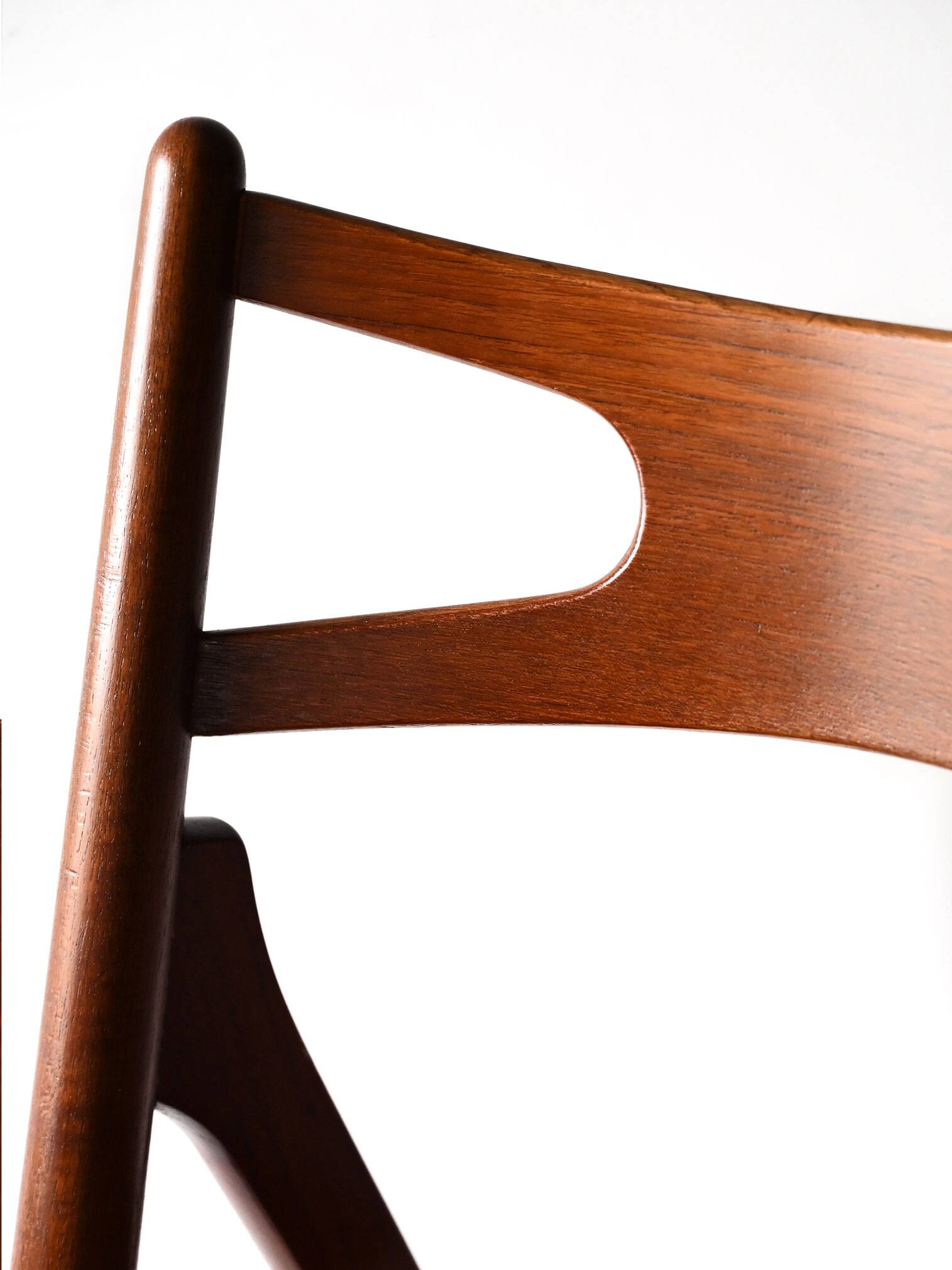 Paire de chaises CH29 de Hans J. Wegner