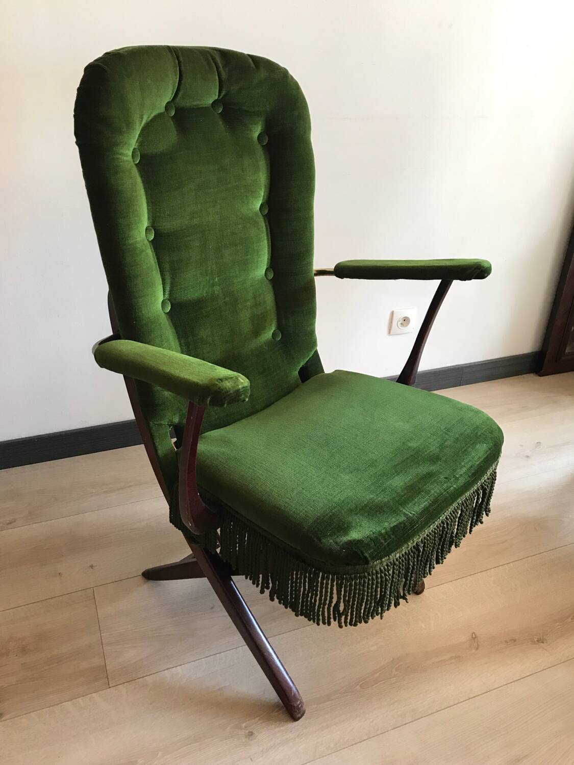 Fauteuil années 60 design triconfort