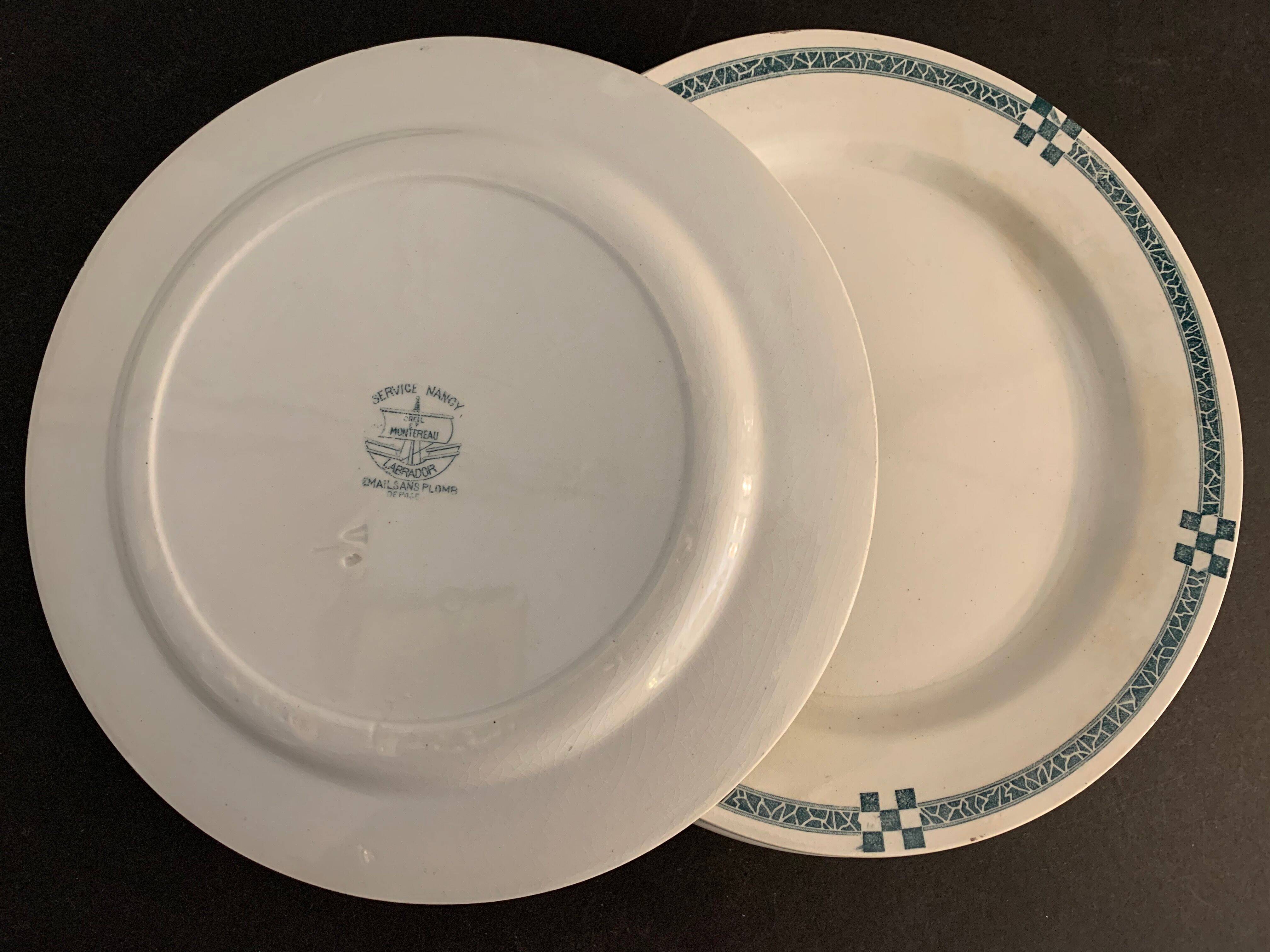 10 flat plates art deco Creil and Montereau model Nancy blue green gray