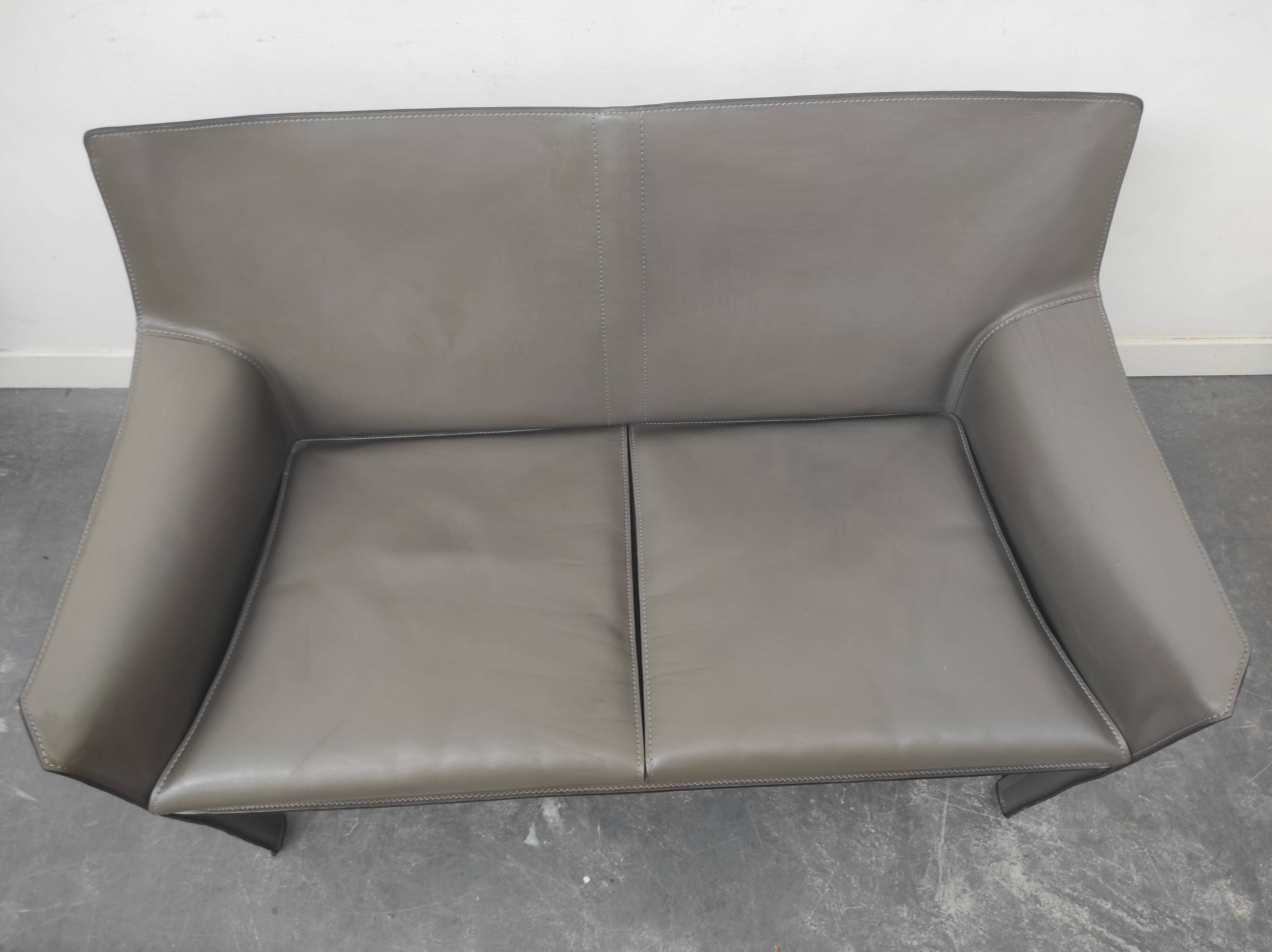 Canapé Cab 415 par Mario Bellini pour Cassina