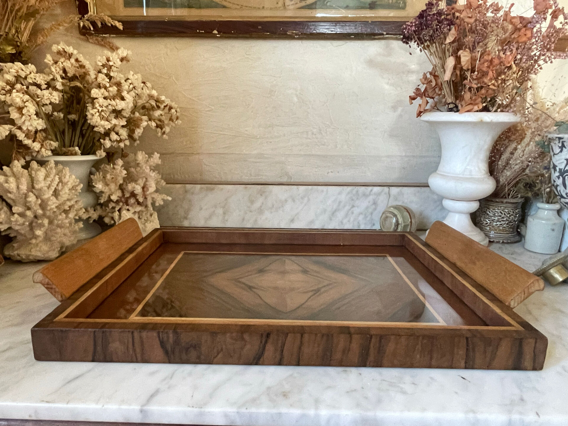 Art Deco service tray in precious wood under glass