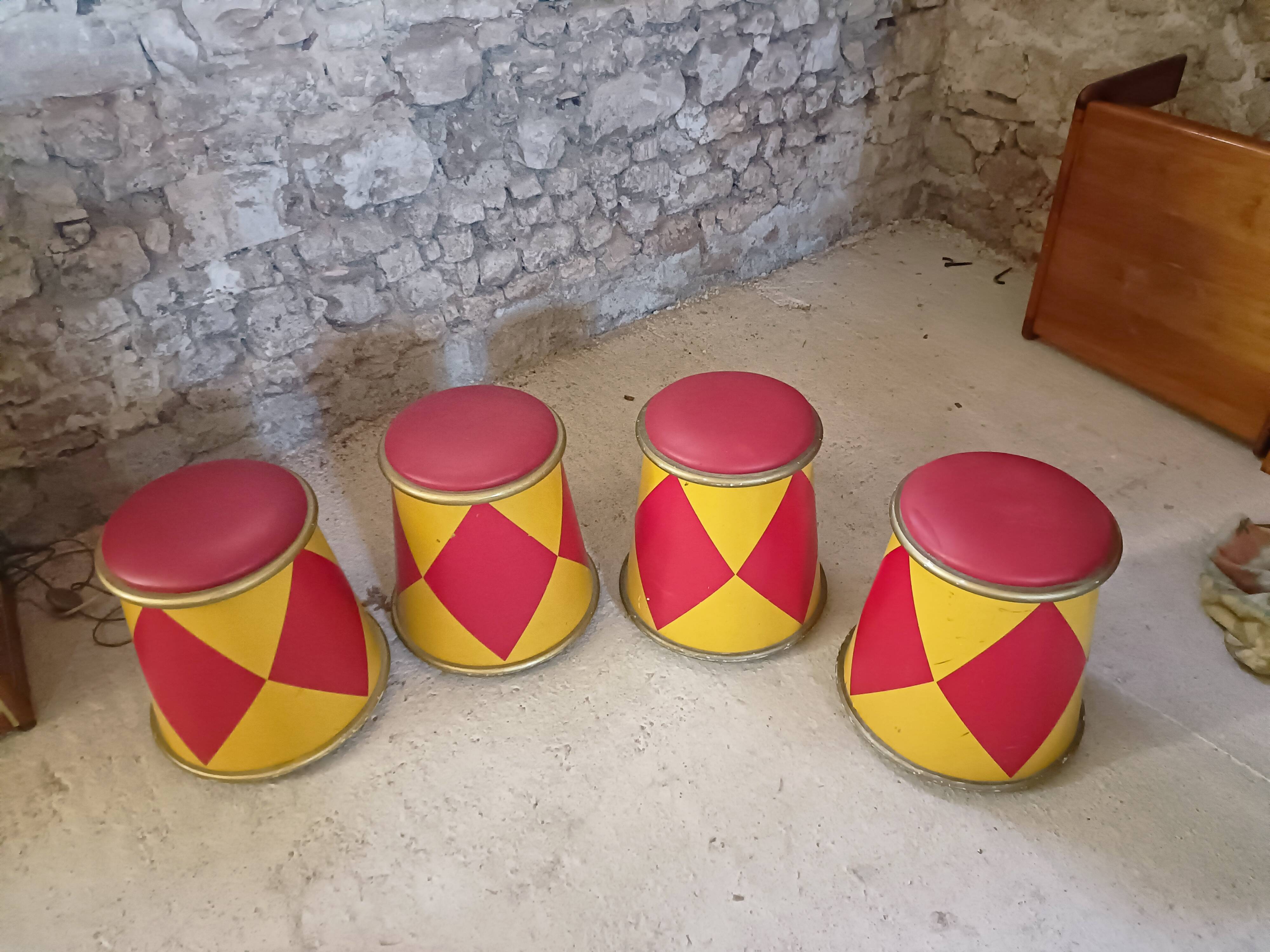 Tabouret de cirque