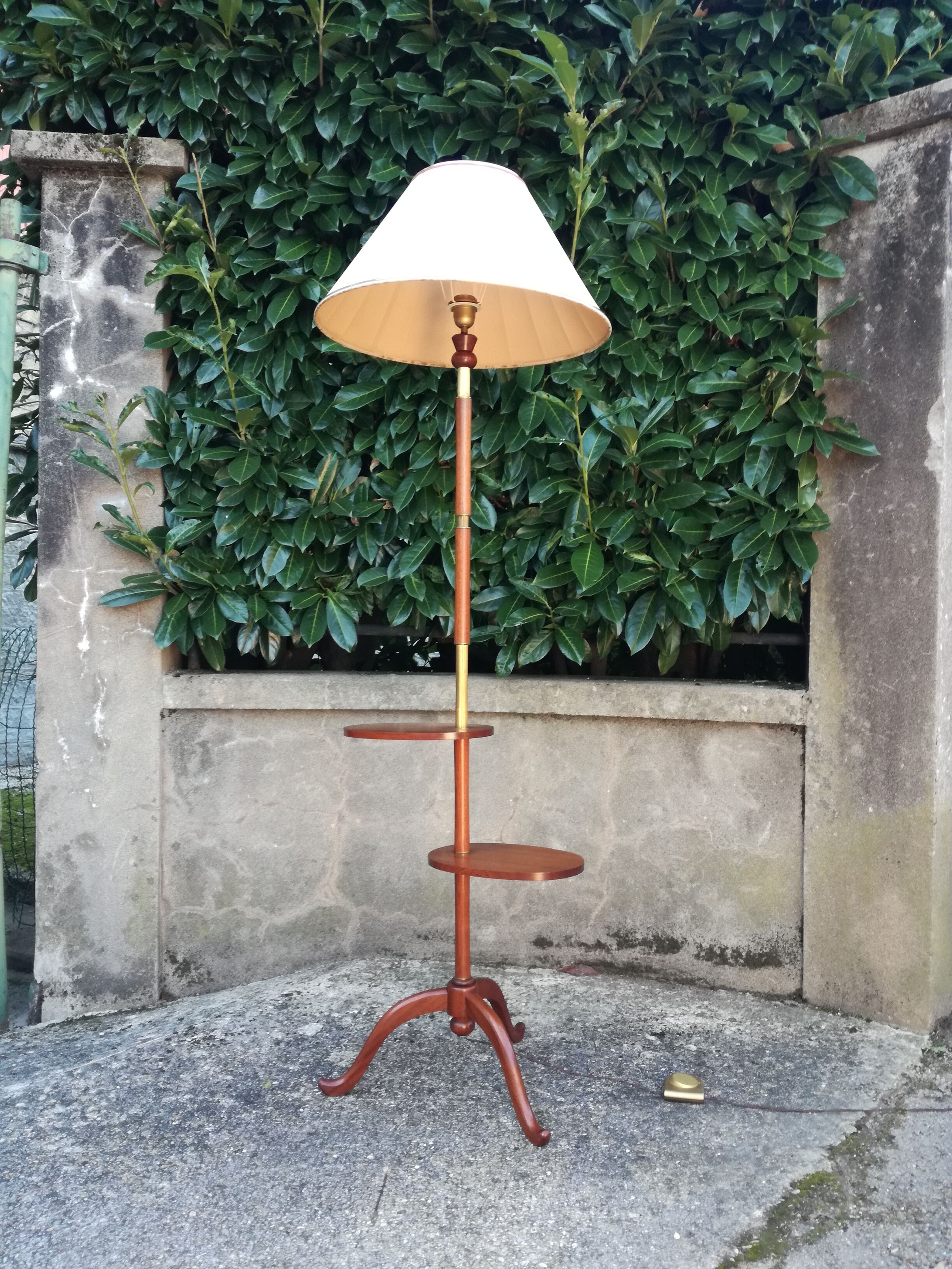 Wooden tripod floor lamp 1950