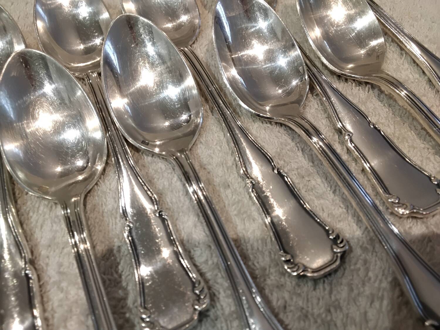 12 silver-plated metal teaspoons, Ercuis Valencay silversmith, 14.3cm