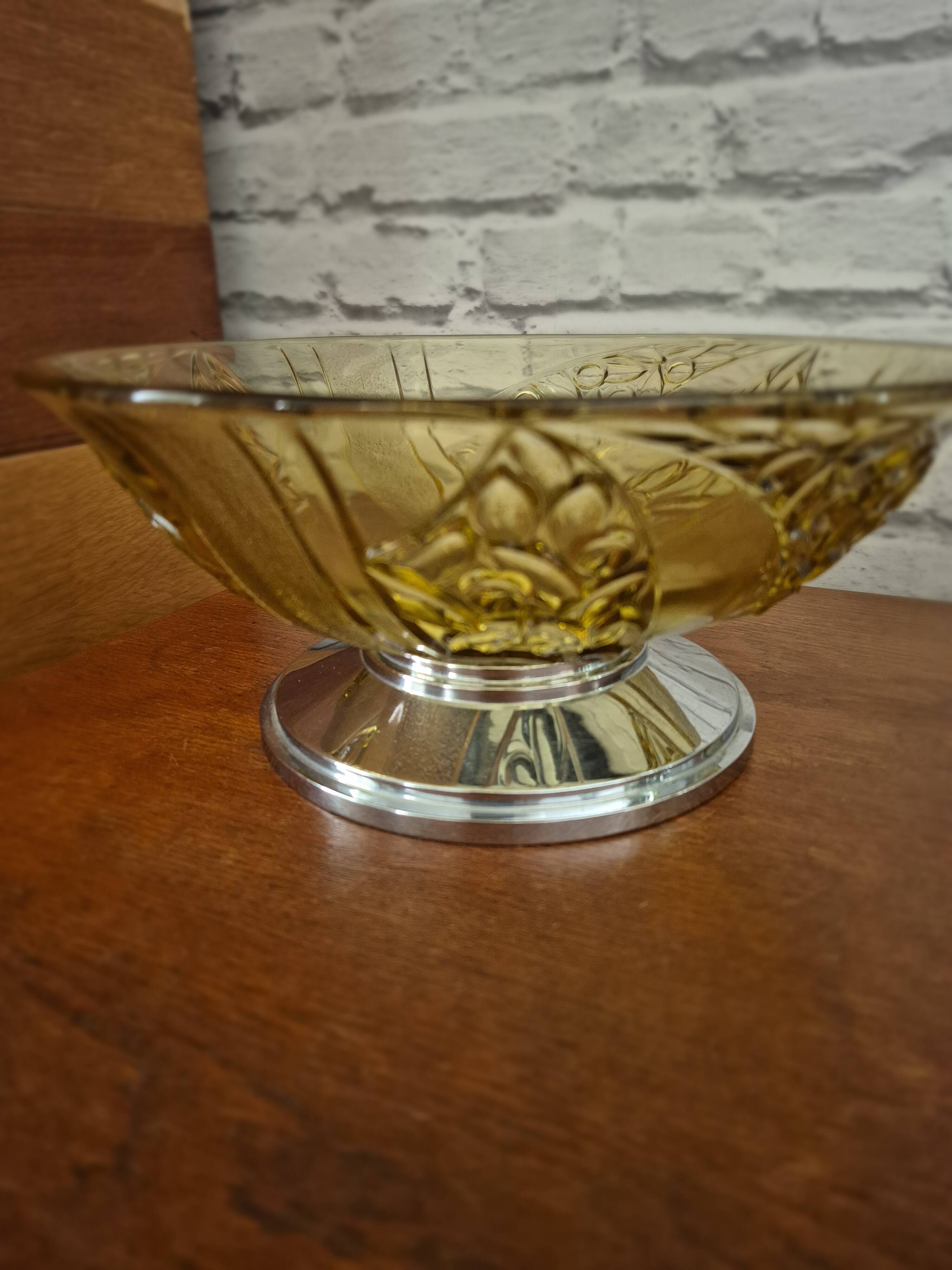 Art Deco fruit bowl in yellow molded glass