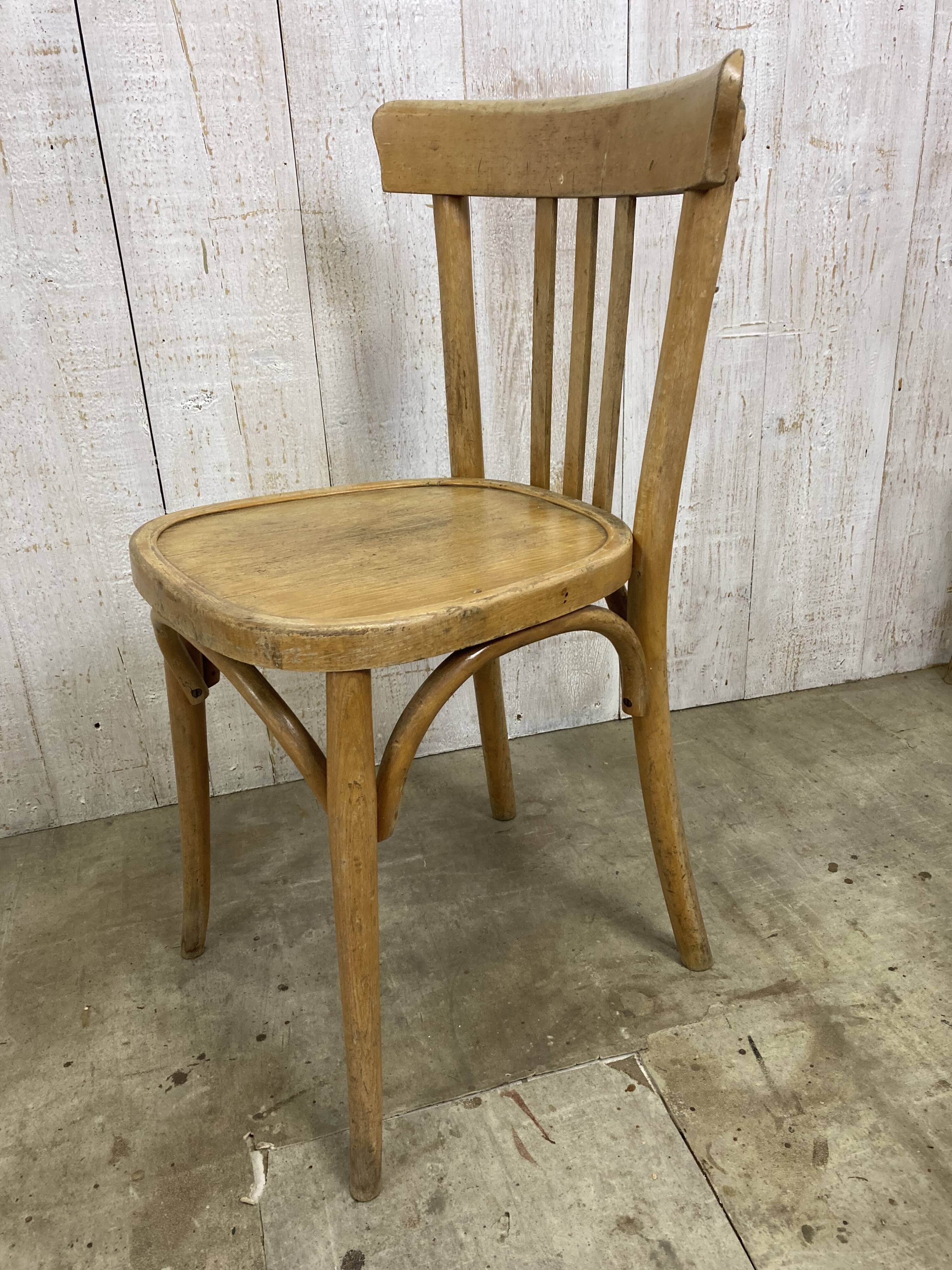Série de 6 chaises bistrot en bois courbé
