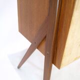 Chest of drawers with mirror in teak