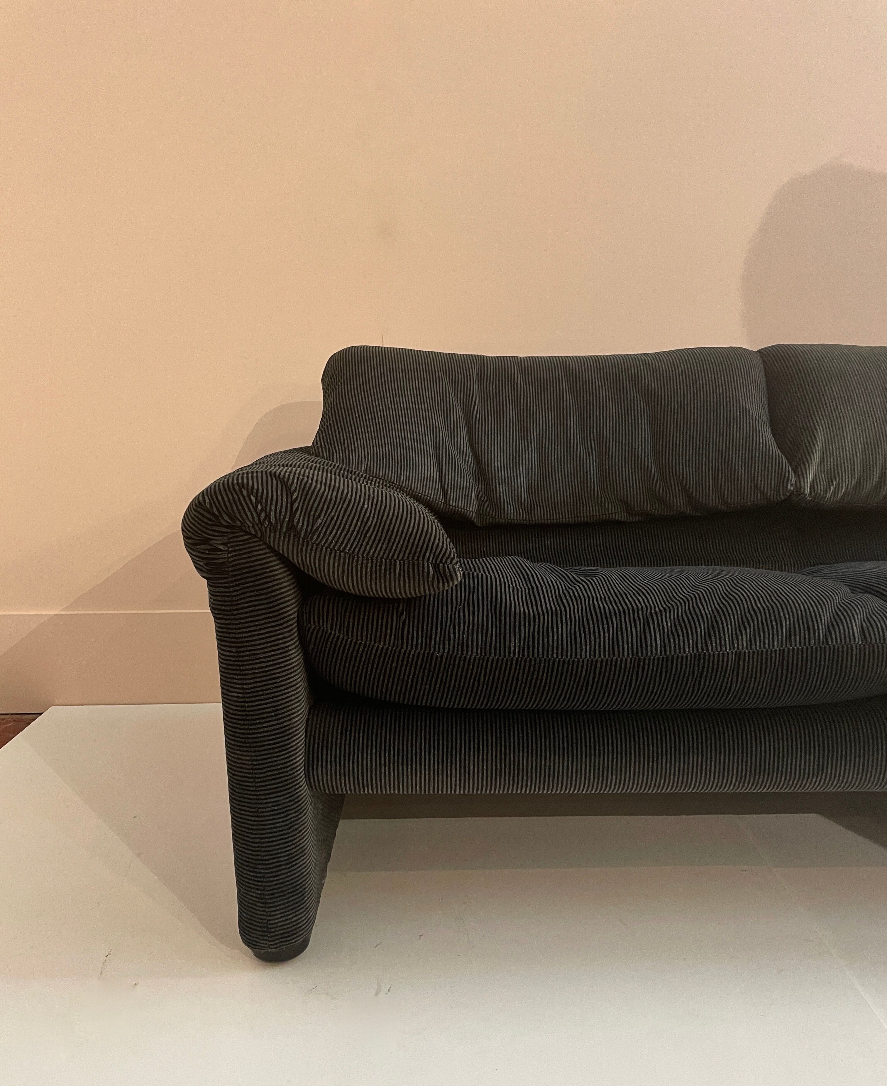 Canapé "Maralunga" 2 places par Vico Magistretti pour Cassina, Italie 1980's